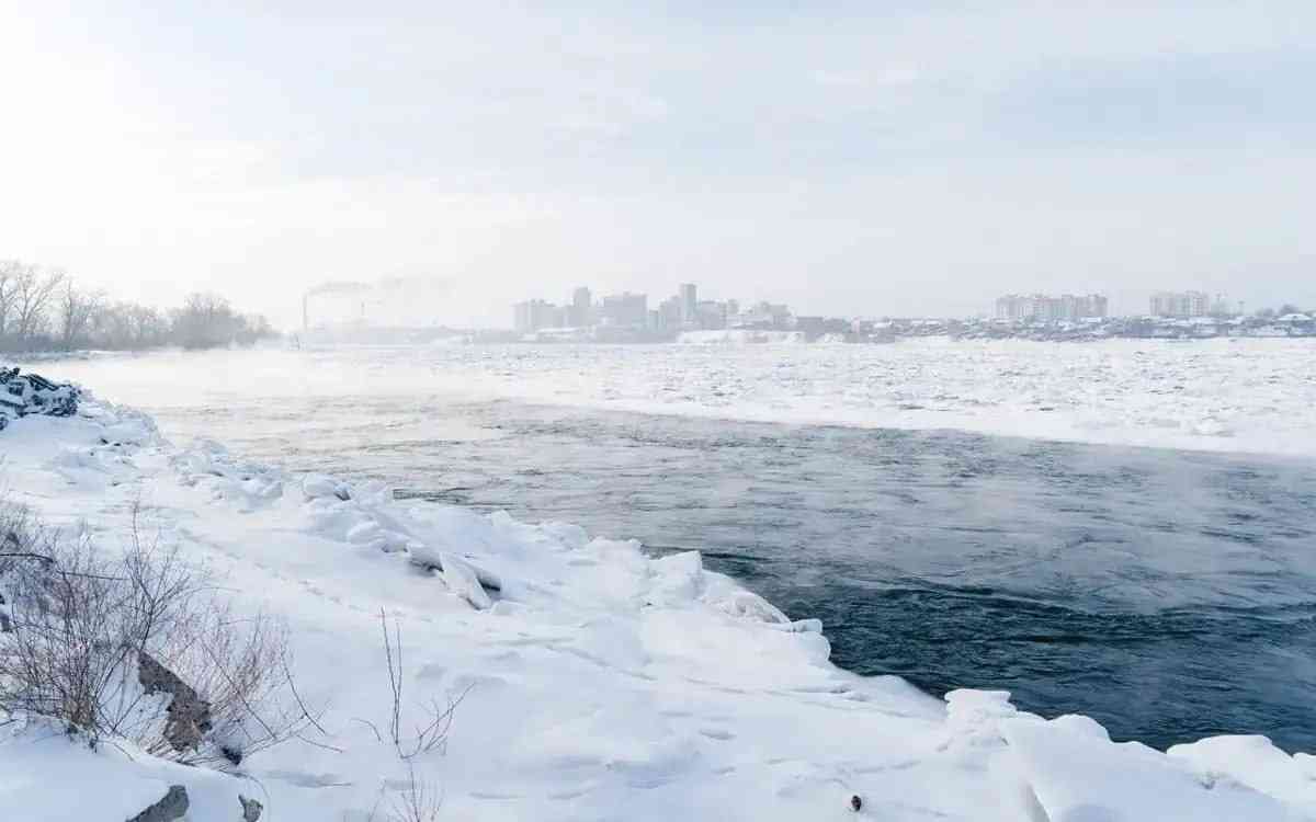 Еліміздің 7 өңіріндегі өзендерде су деңгейінің көтерілгені байқалады – Нысанбаев