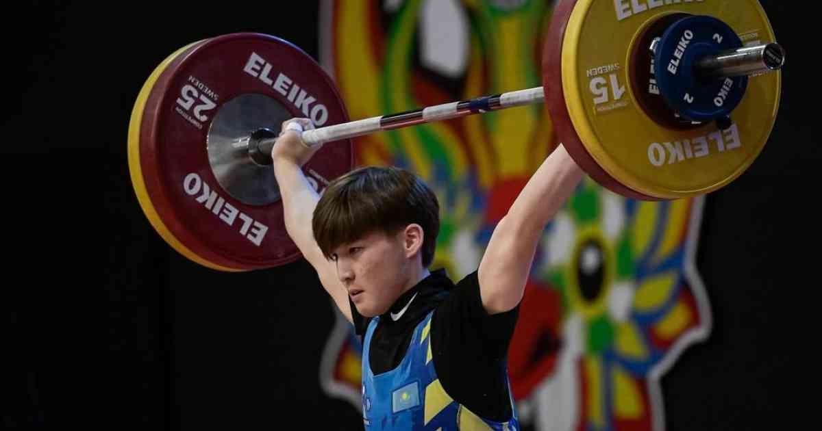 Бейбарыс Ерсейіт  ауыр атлетикадан жеңімпаз атанды