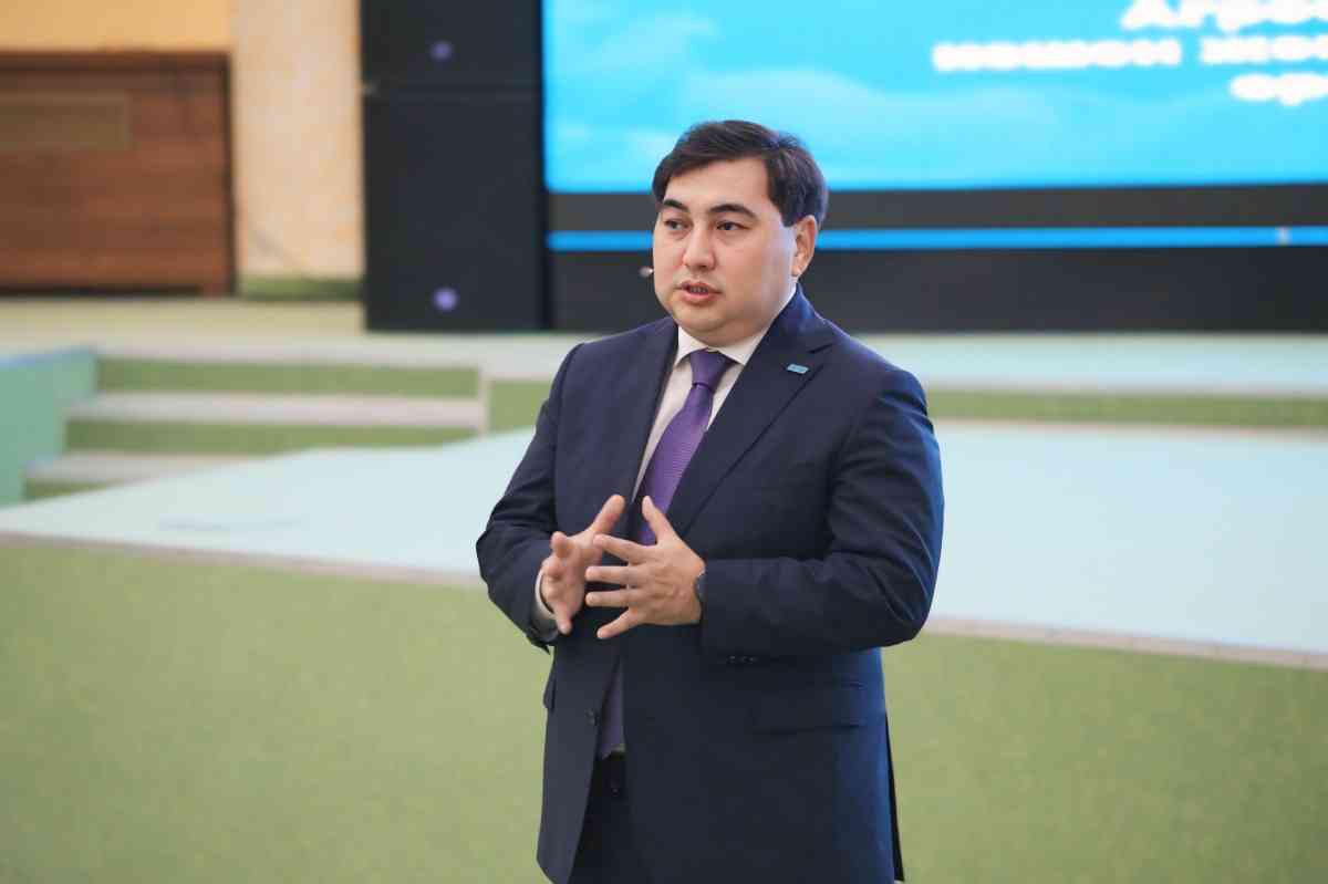 МҚІА төрағасы Дархан Жазықбай Президенттік жастар кадр резервіне кезекті іріктеу бойынша жас мамандармен кездесті