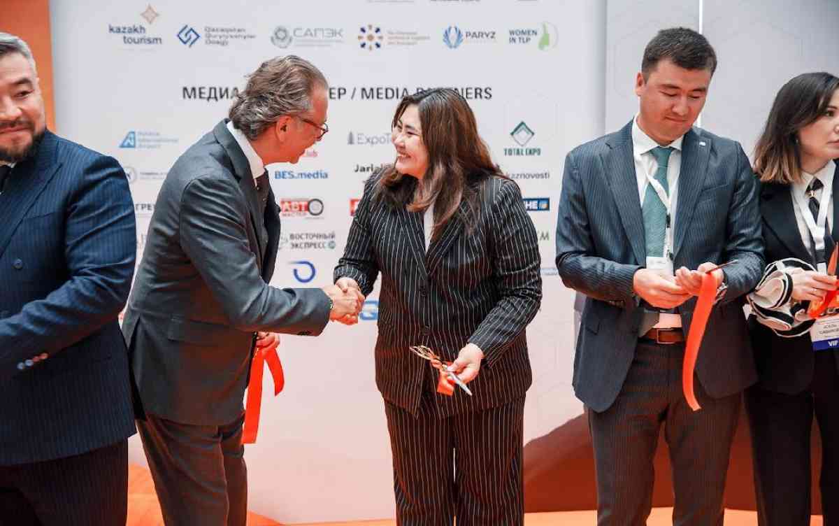 Komtrans Astana+ BUSexpo Astana және Eurasian Construction Technology Astana 2025 көрмелері өтуде.