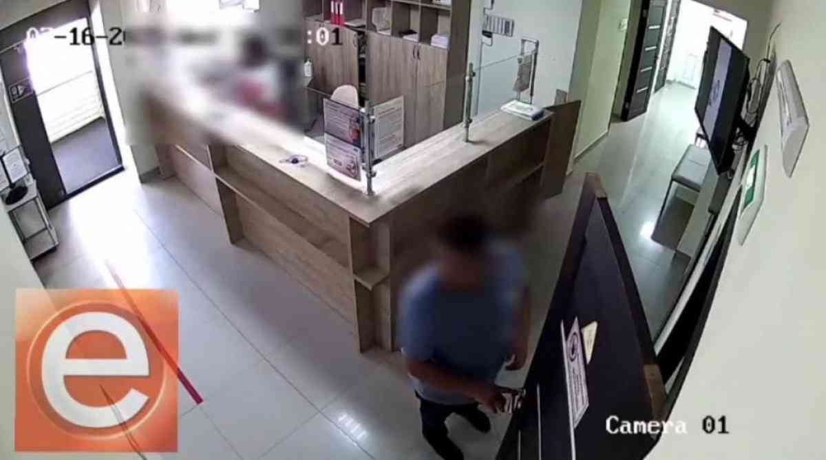 Қарағандыда ер азамат медбикеге шабуыл жасап, ауыр дене жарақатын салды