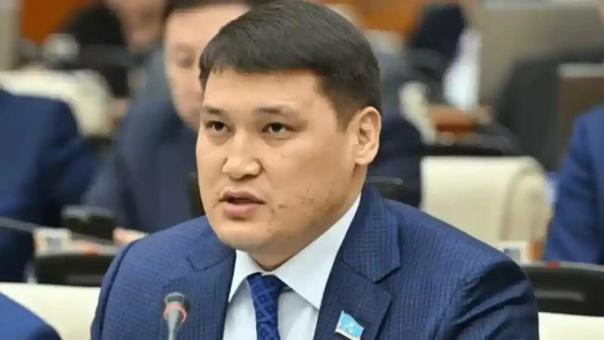 Руслан Берденов қызметінен кетті