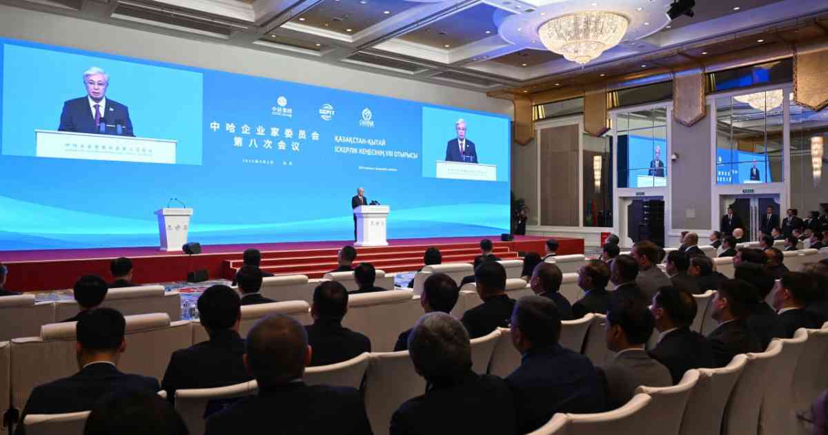 Мемлекет басшысы  қазақ-қытай іскерлік байланысын нығайтуға шақырды