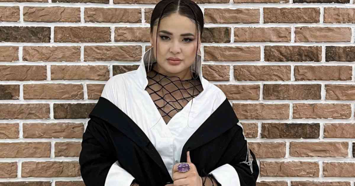 Мөлдір Мұқанова түрікше ән айтамын деп, көптің сынына ұшырады
