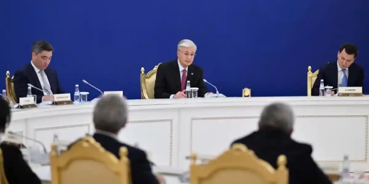 Президент: "Ұлттық ғылымның кадрлық әлеуетін нығайту, бұл – аса маңызды, түйінді мәселе"