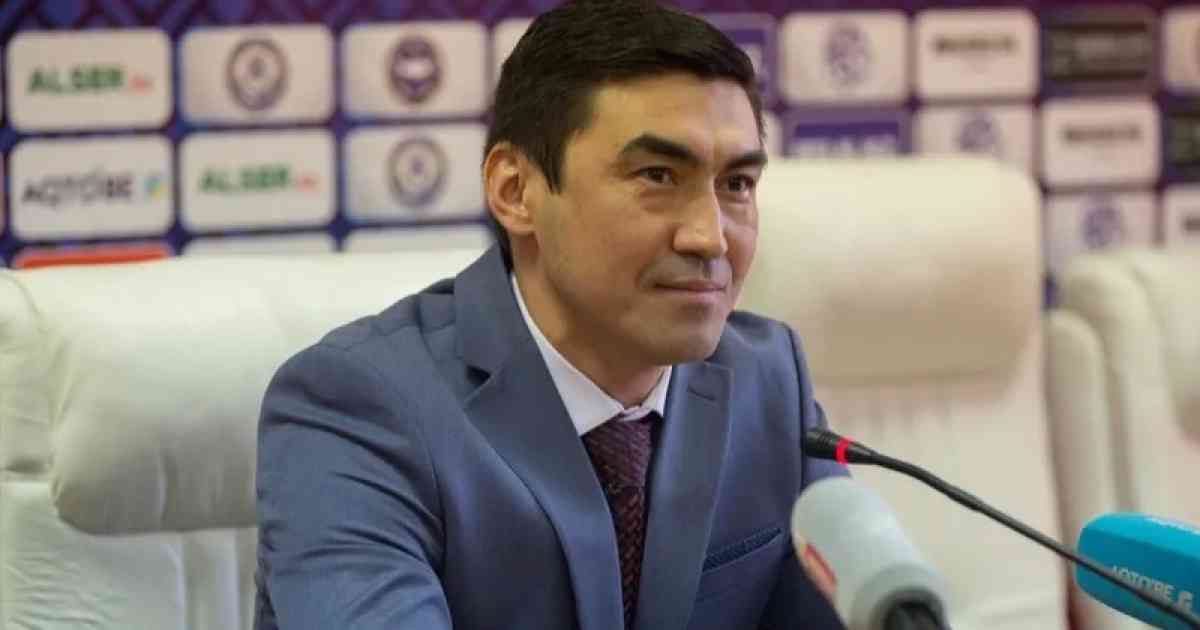 "Шерханға ақыл-кеңесімді беріп отырам": Самат Смақов жас футболшылар туралы пікірін білдірді