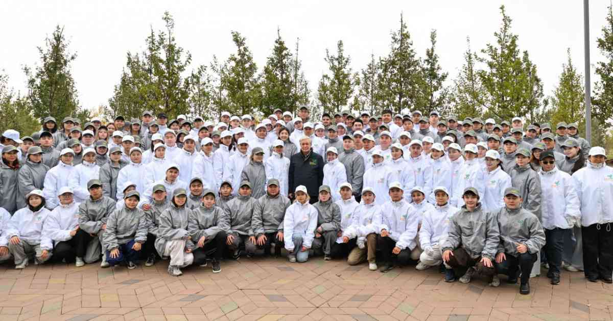 Президент «Таза Қазақстан» экологиялық акциясына қатысты