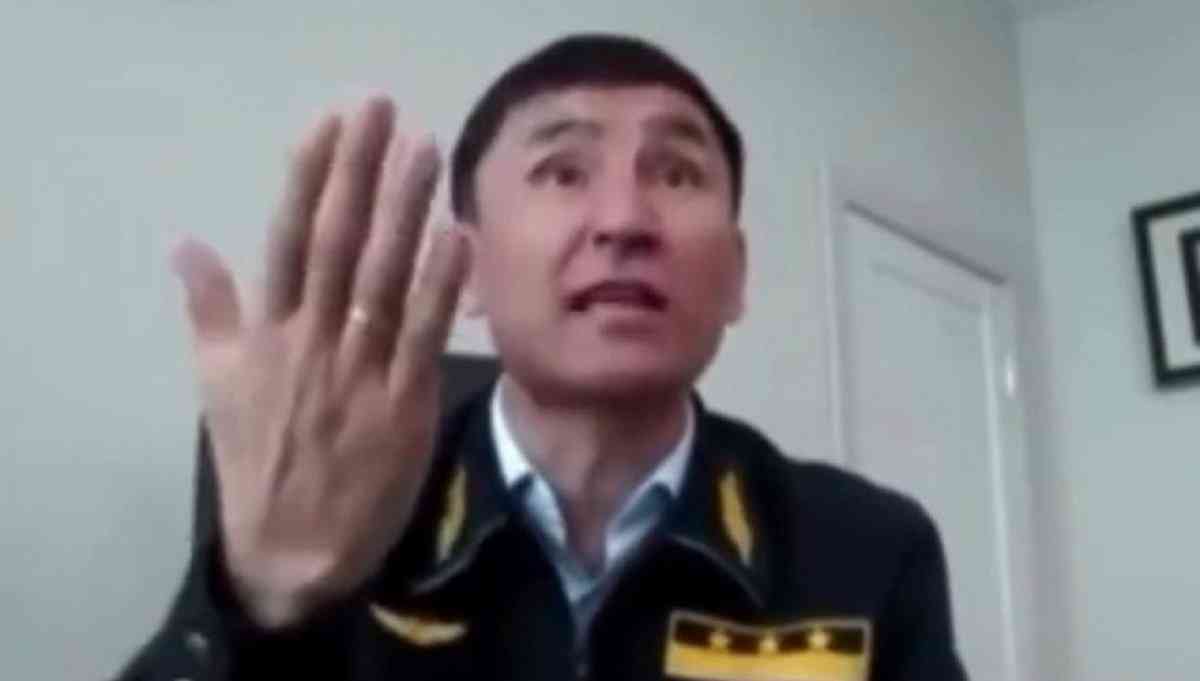 Қызметкерлеріне балағат сөз айтқан теміржол басшысының қызметі өсті