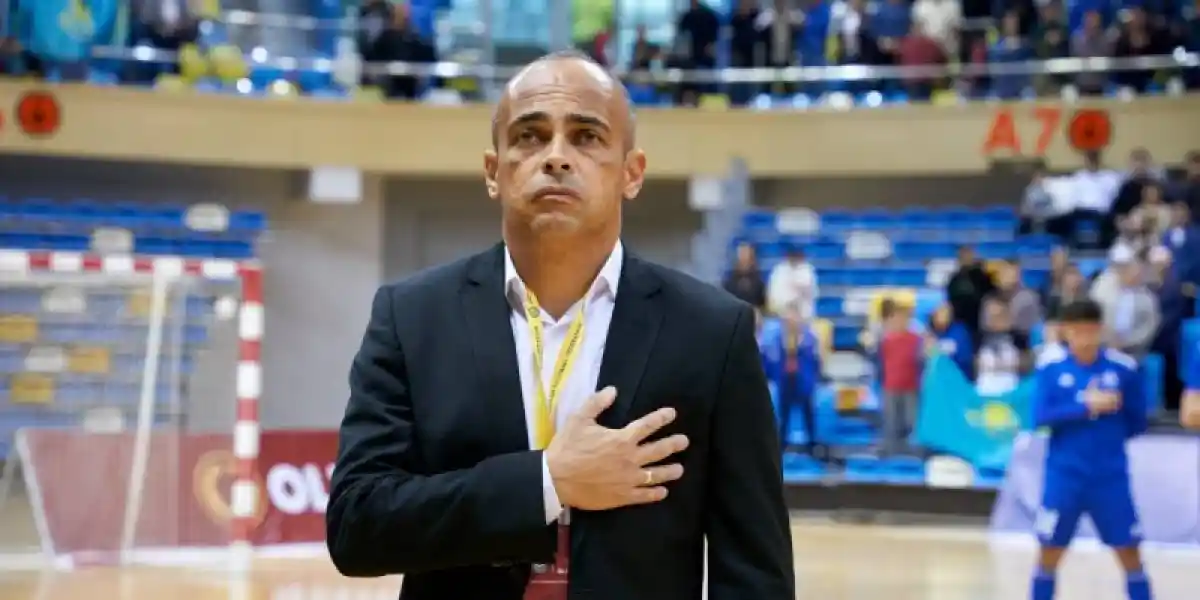 Футзалдан ұлттық құраманың бас бапкері қызметінен босады