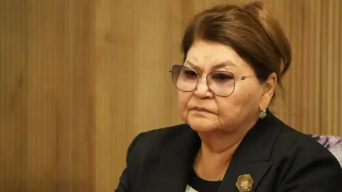 "Күйеуім ракпен ауырады" – Бишімбаевтың анасы сотта жылап қалды