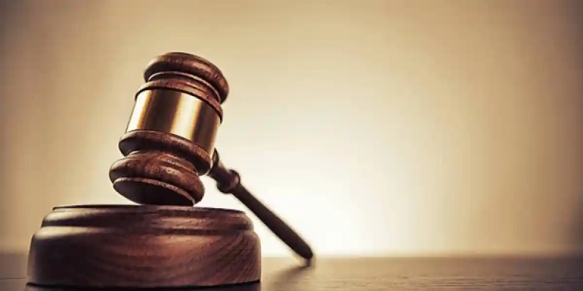 "4 жасар ұлын қолын байлап, жалғыз қалдырып кеткен": анасын ата-ана құқығынан шектеді