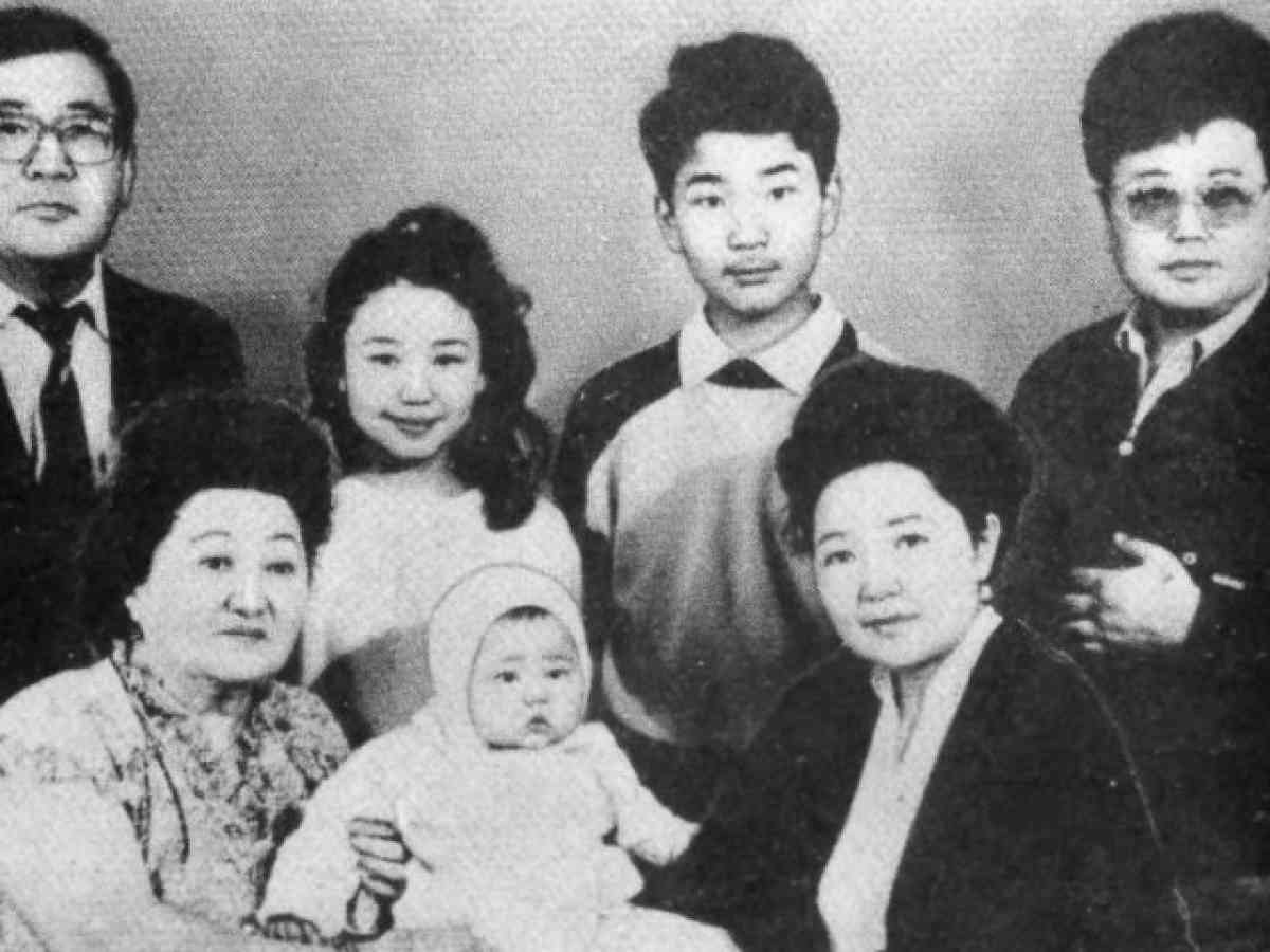 «Тұңғышы едім әкемнің»: Мұғамила Әуезова туралы бір үзік сыр