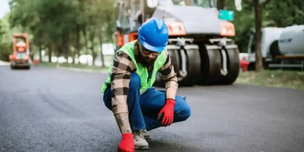 Шымкент толығымен асфальт жолмен қамтылады