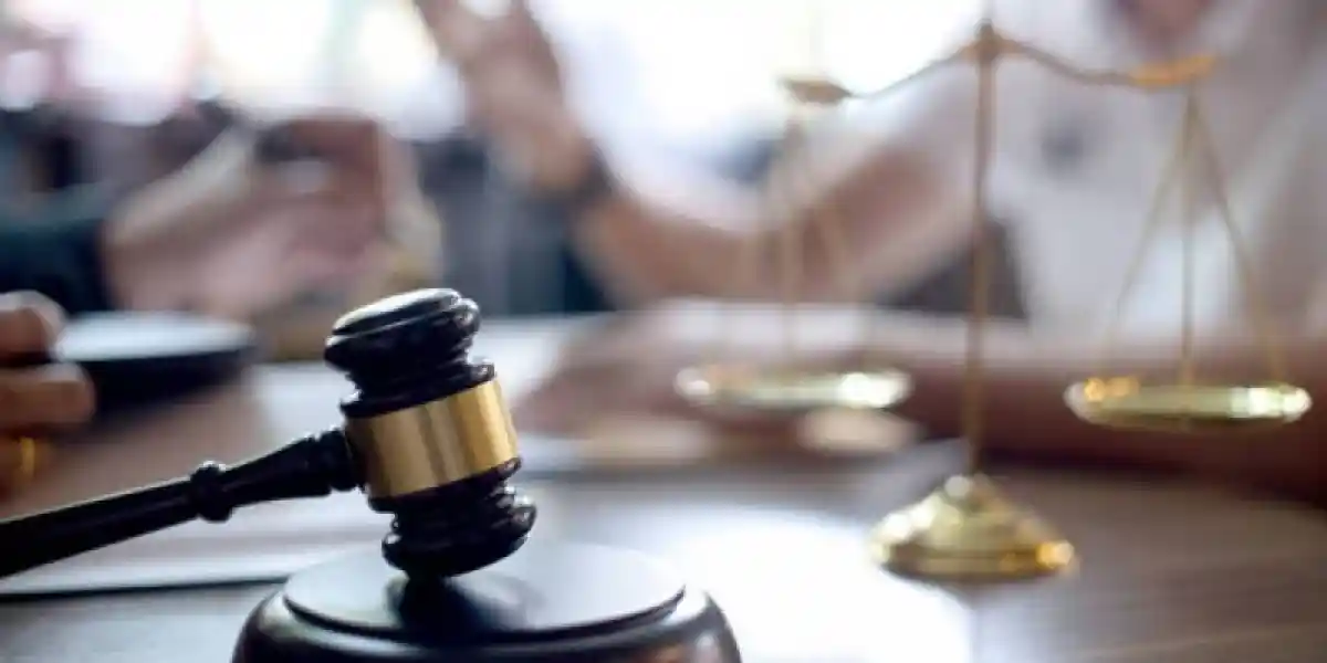 Шымкентте алаяқтық жасаған келіншекке қатысты қылмыстық іс қаралды