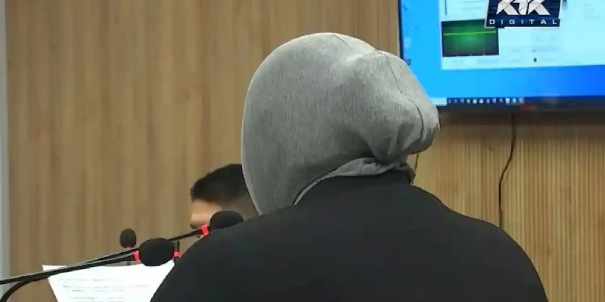 "Ұлының еміне 1,4 млрд жинаған" блогер сотта көз жасына ерік берді