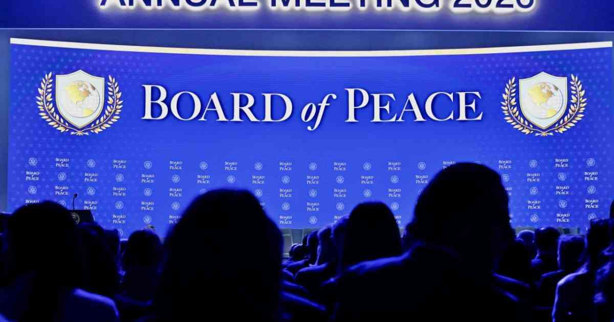 Мемлекет басшысы Дональд Трамптың шақыруымен Давос қаласына барды