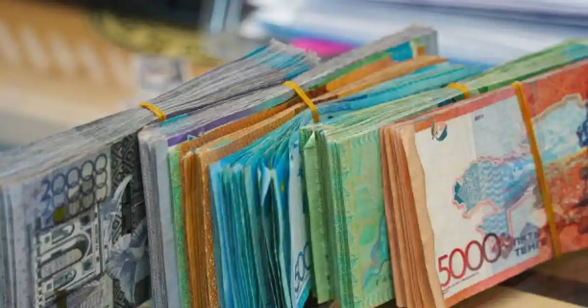 Орташа жалақы 429 мың теңгеден асты