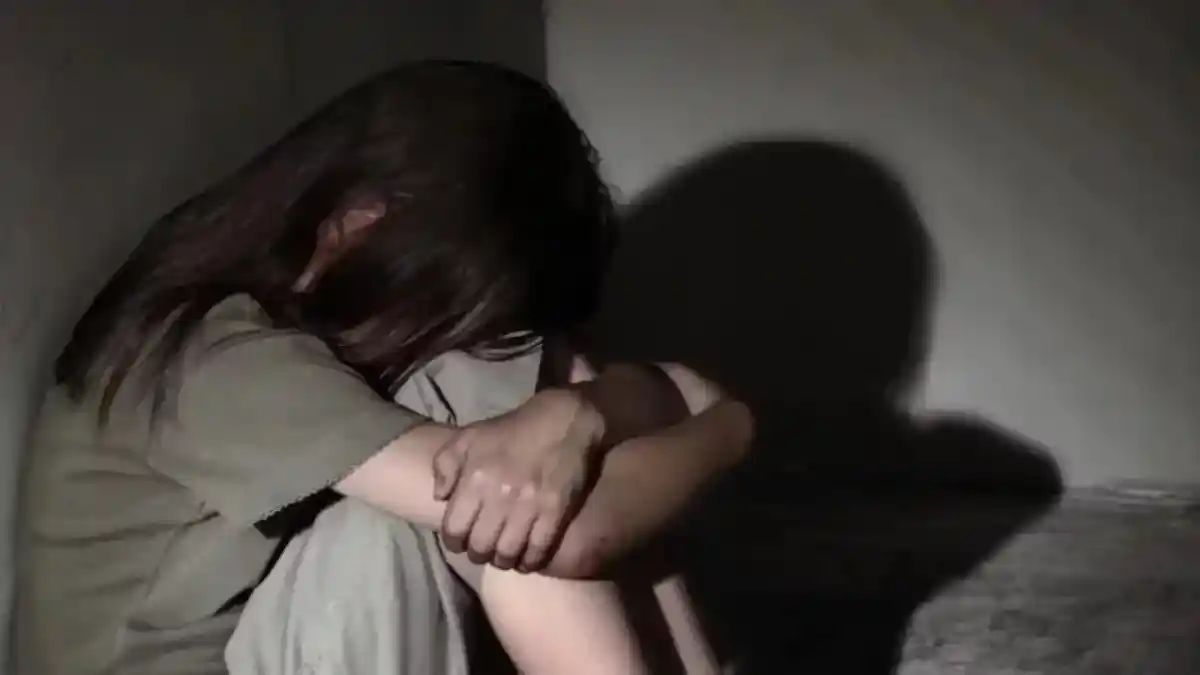 Ақтөбе облысында мектеп оқушысын зорлаған зейнеткерге үкім шықты