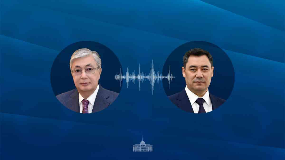 Тоқаев Жапаровпен телефон арқылы сөйлесті: сауда, су-энергетика және реформалар талқыланды