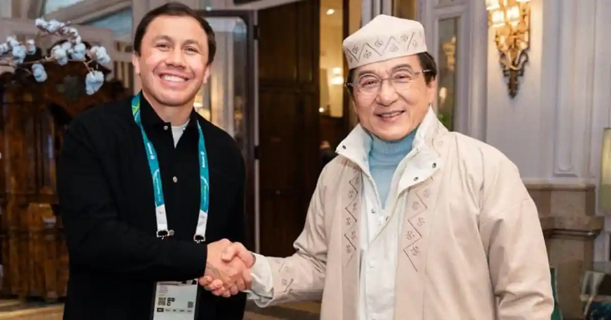 Головкин Джеки Чанға шапан жапты