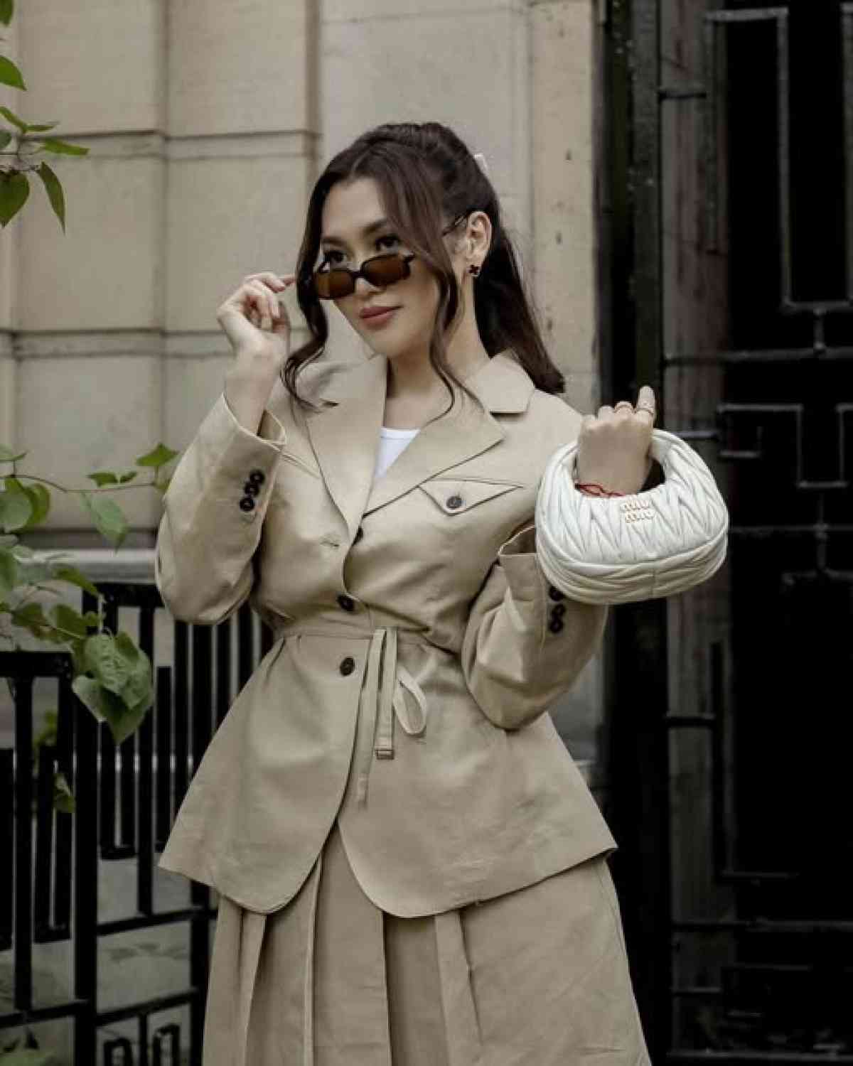 "Сөмкемнің бағасы 12 млн теңге": Ерке Есмахан күйеуінің сыйлығын айтты