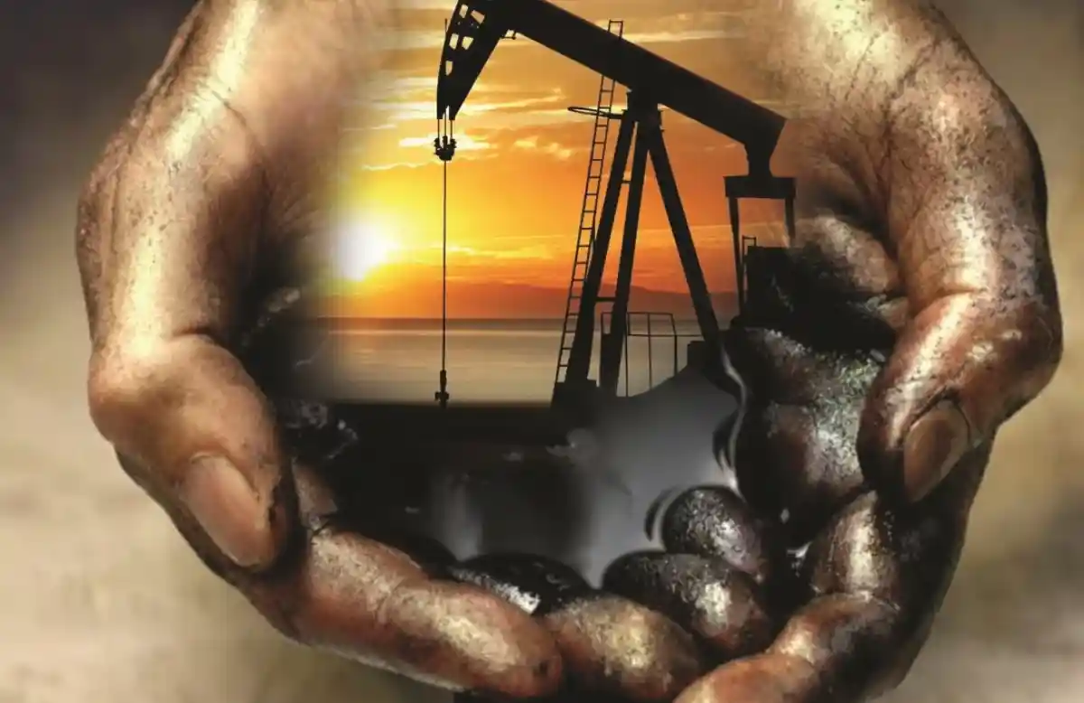 Иран: Басты сауда жолына ресми тиым салды