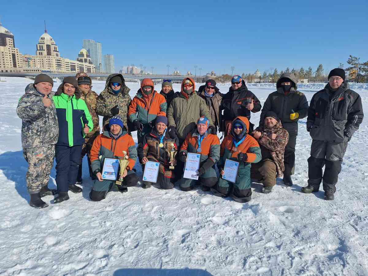 Астанада қысқы қармақпен балық аулау бойынша чемпионат өтті