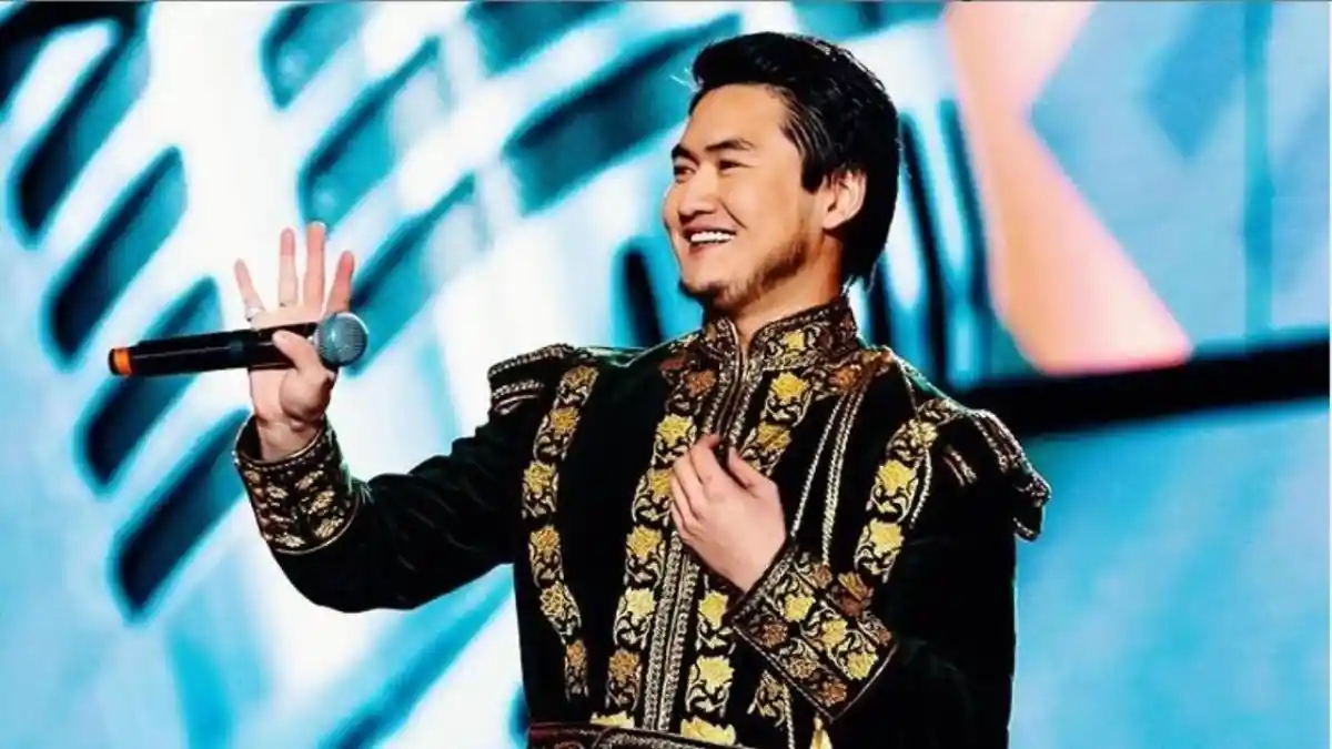 Әнші Төреғали Төреәлі Қазақстанның оңтүстігіне қоныс аударды