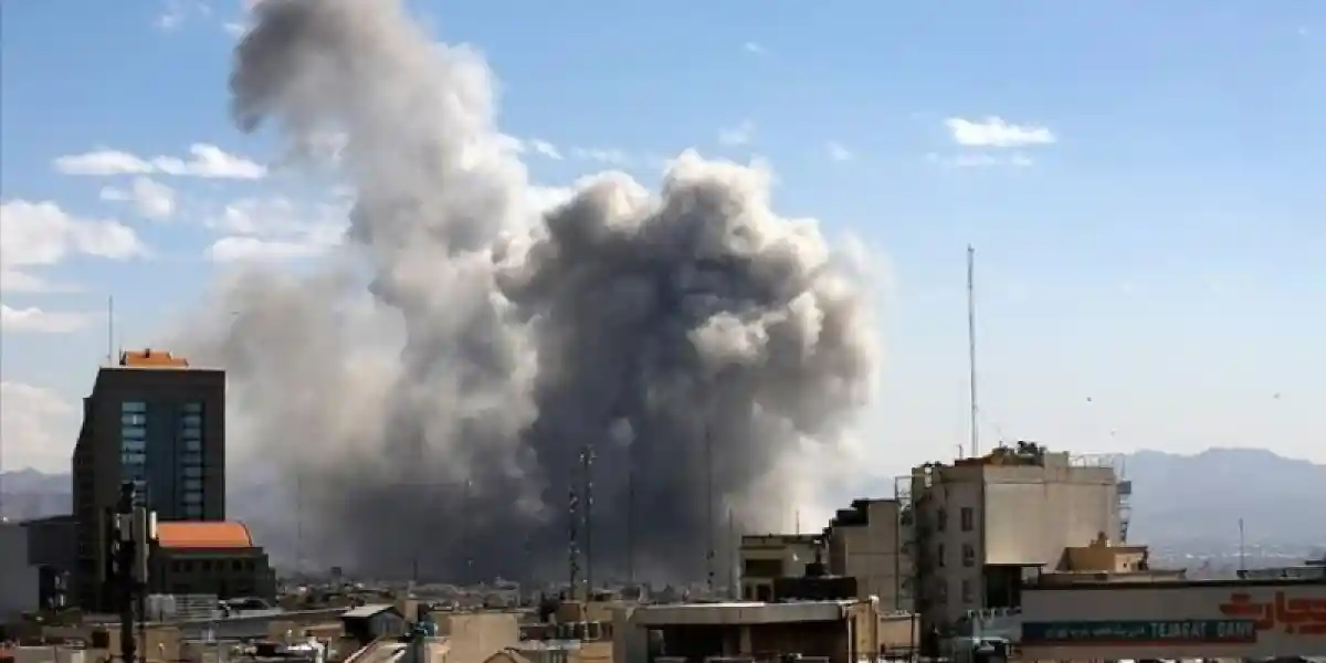 Ирандағы Әзербайжан елшілігі қызметкерлері кетіп жатыр