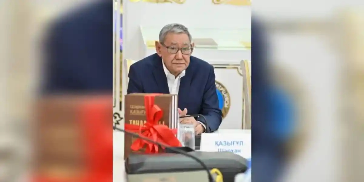 Публицист, жазушы Шархан Қазығұлдың "Таңдамалы шығармалар" жинағы жарық көрді