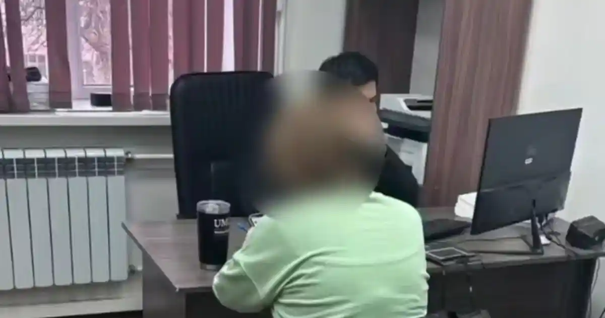 "Бетперде киген біреулер қорқытты": тараздық тұрғын полицияға жалған ақпарат берген