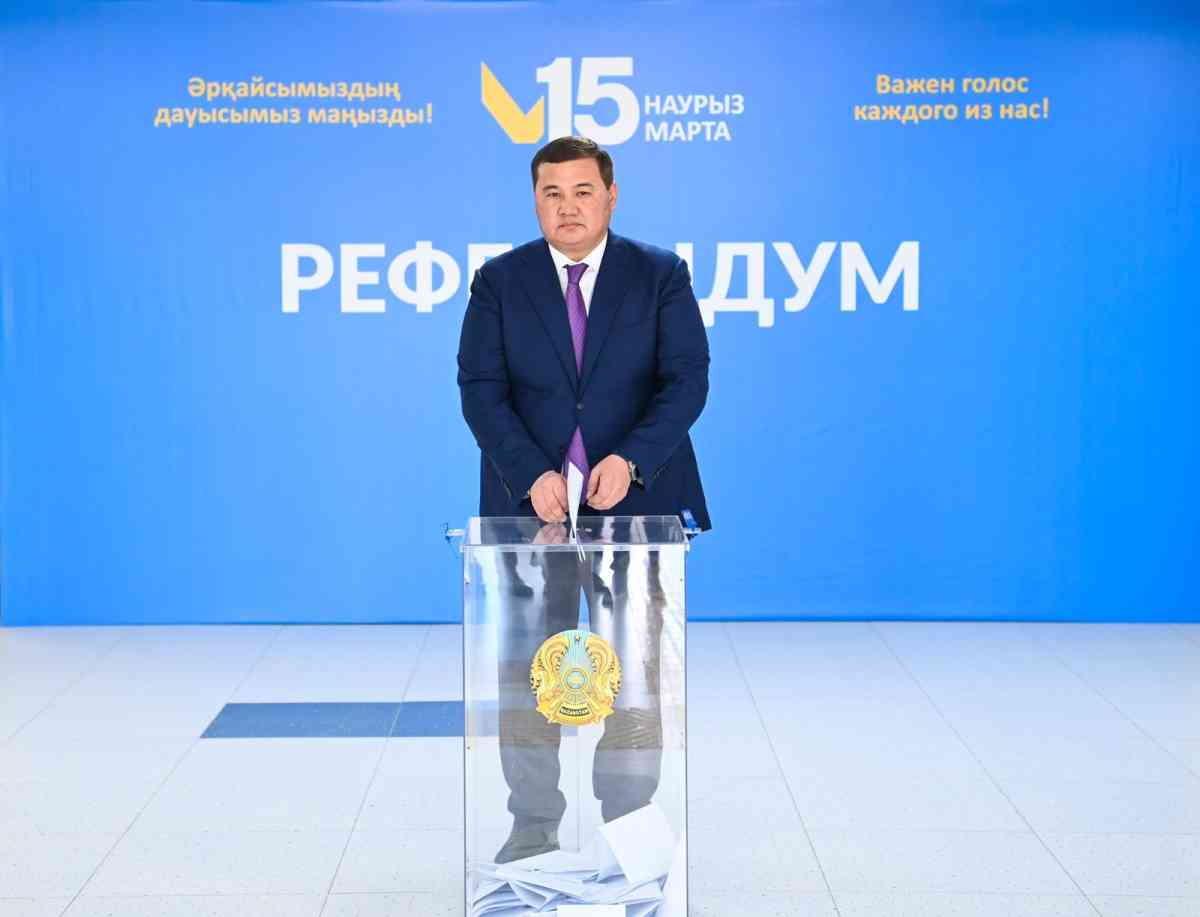 Қызылорда облысының әкімі референдумда дауыс берді