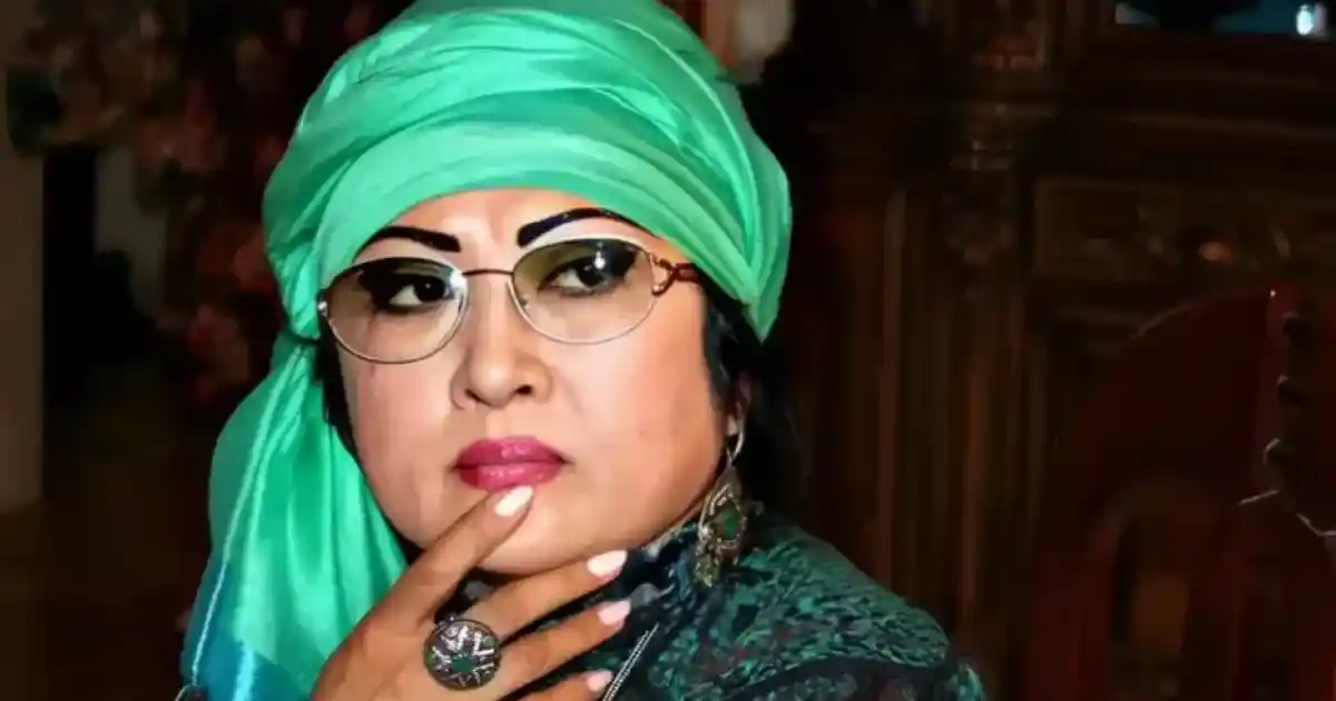 "Айқай-шу басталды": Мақпал Жүнісоваға әуежайда тағы да қиындық туған