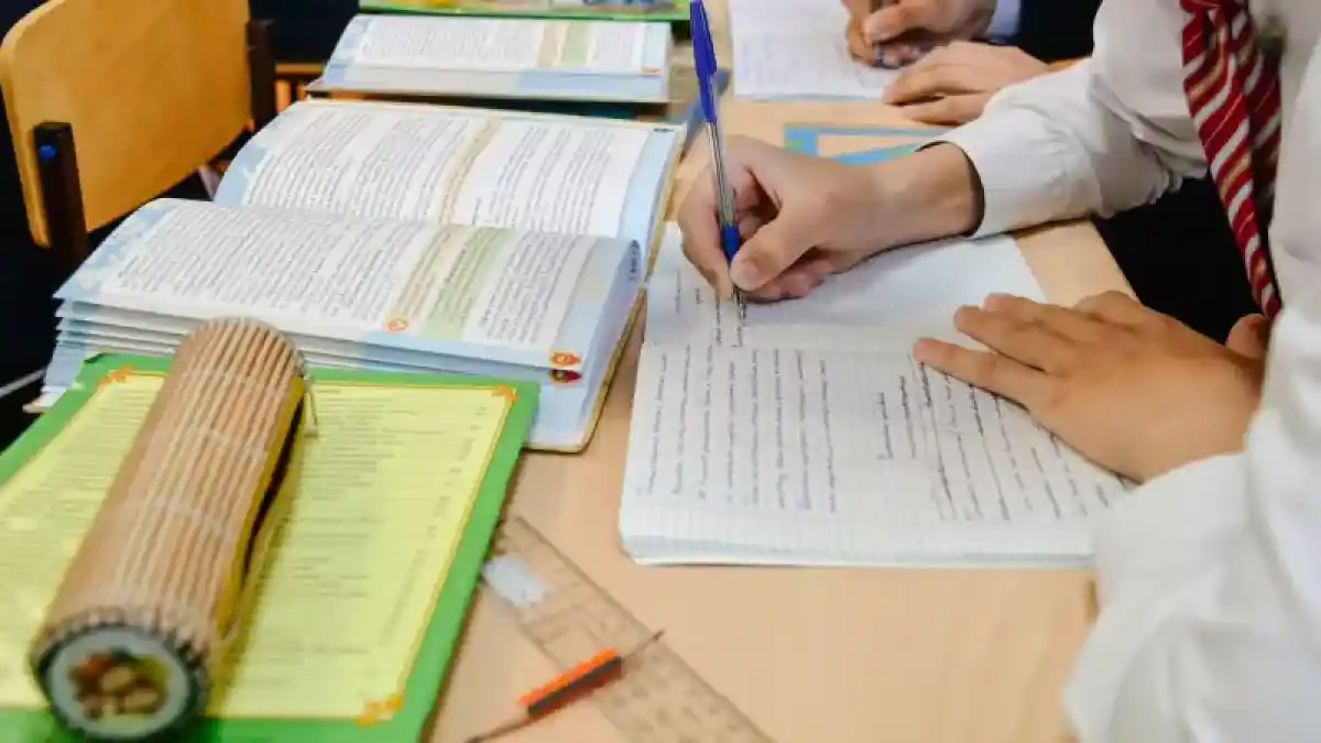 Қазақстанда мектеп оқулықтарына өзгеріс енгізіледі