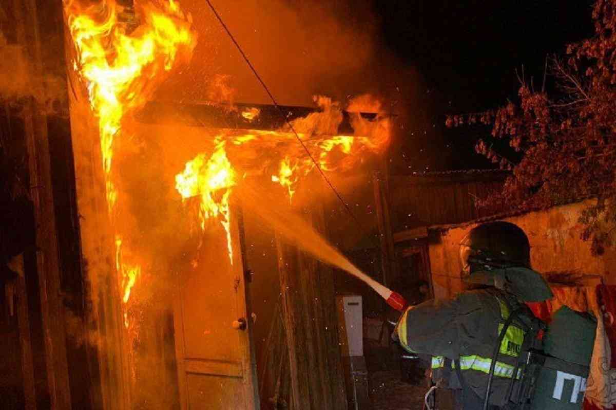 Астанада тұрғын үй өртеніп, үш бала қаза тапты