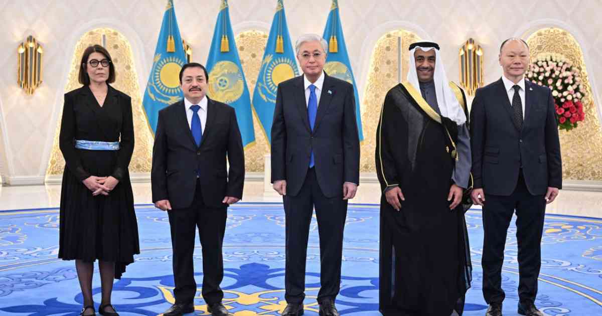 Президент елшілерді қабылдады