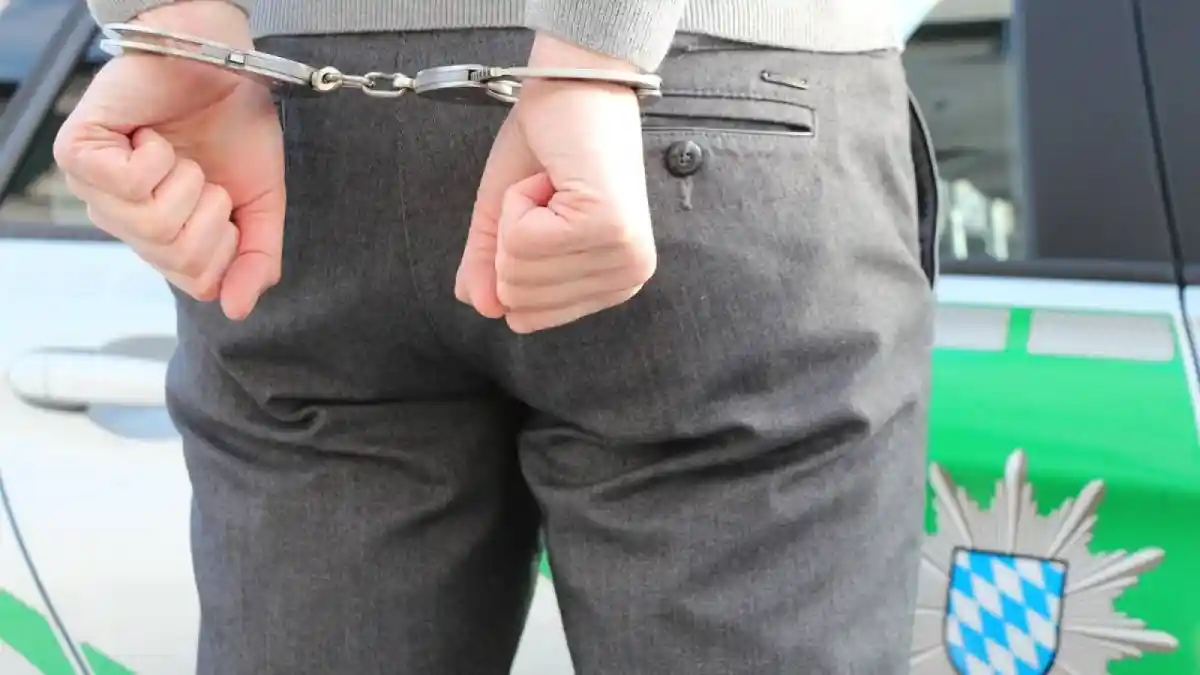 Қостанай облысында бір топ полицей ұсталды