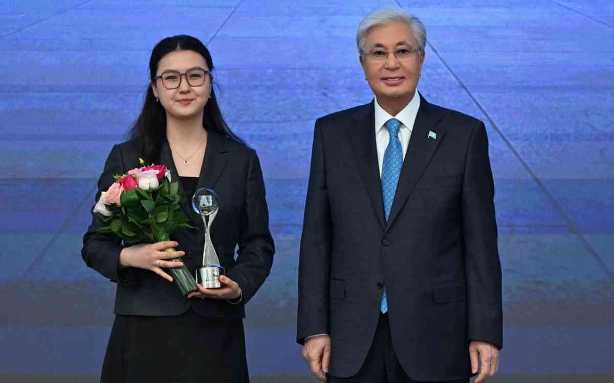 Мемлекет басшысы жасанды интеллект байқауының жеңімпаздарын марапаттады