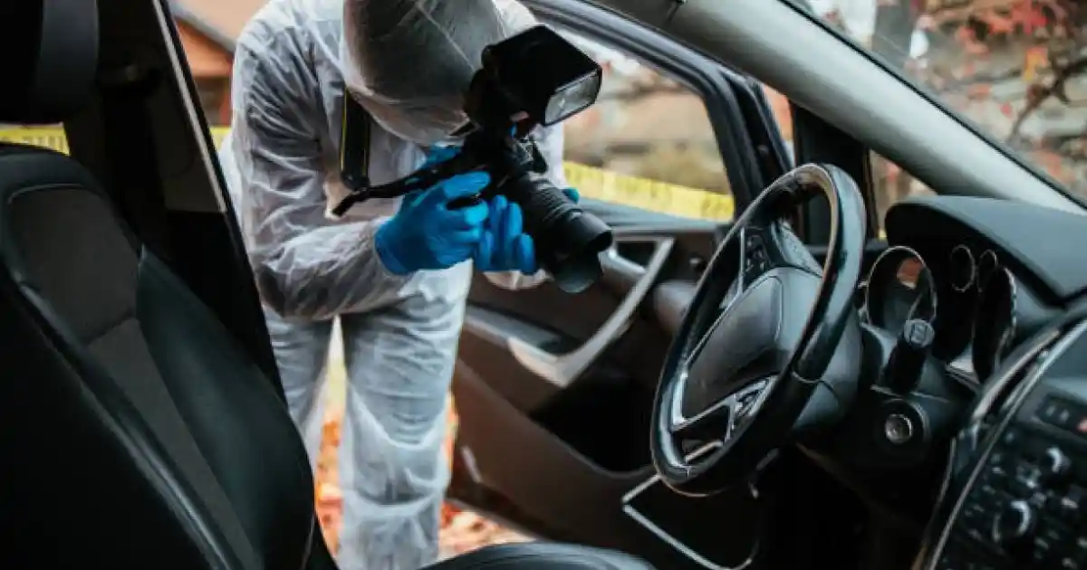 Қарағандыда көліктің ішінен әйелдің мәйіті табылды