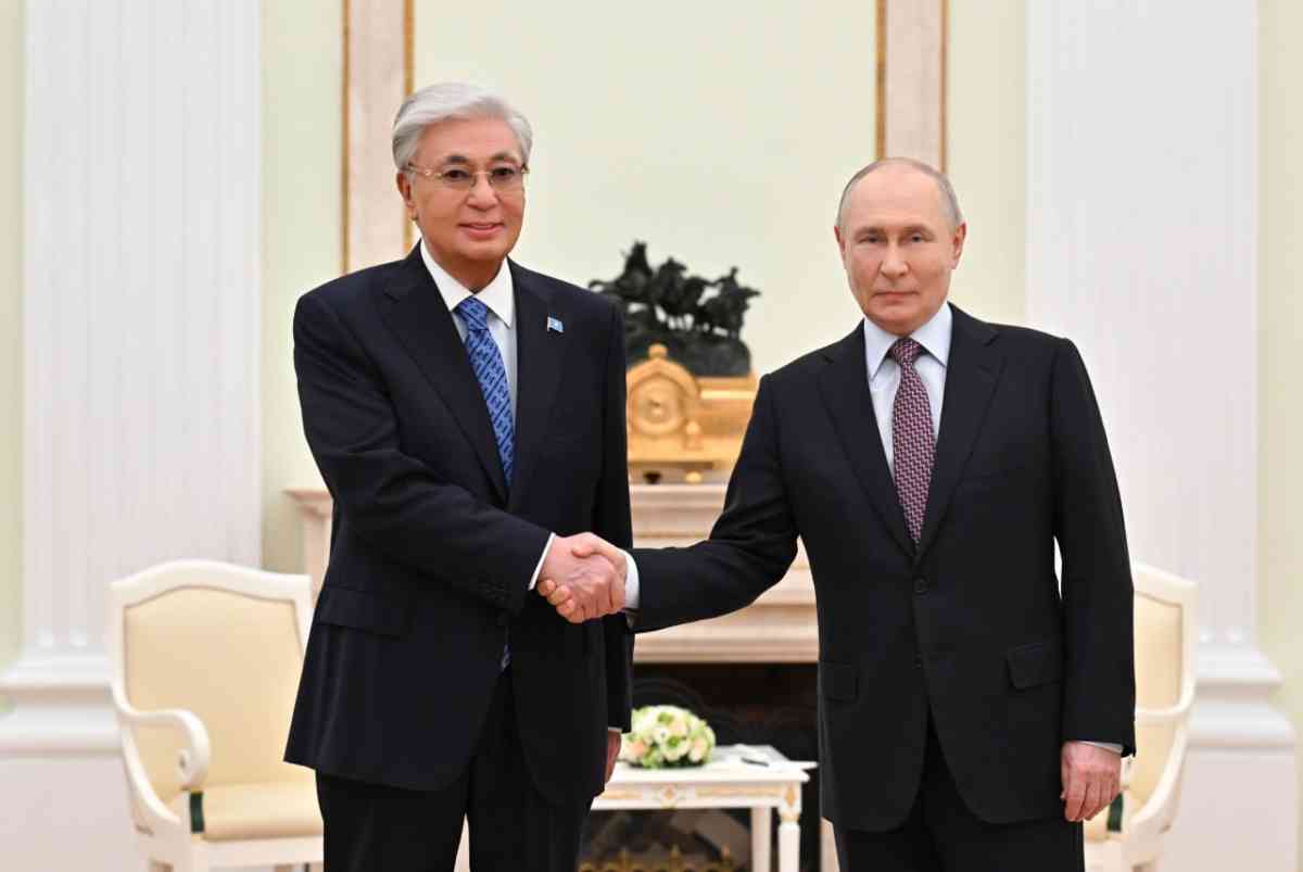 Қасым-Жомарт Тоқаев Владимир Путинмен кездесу өткізді
