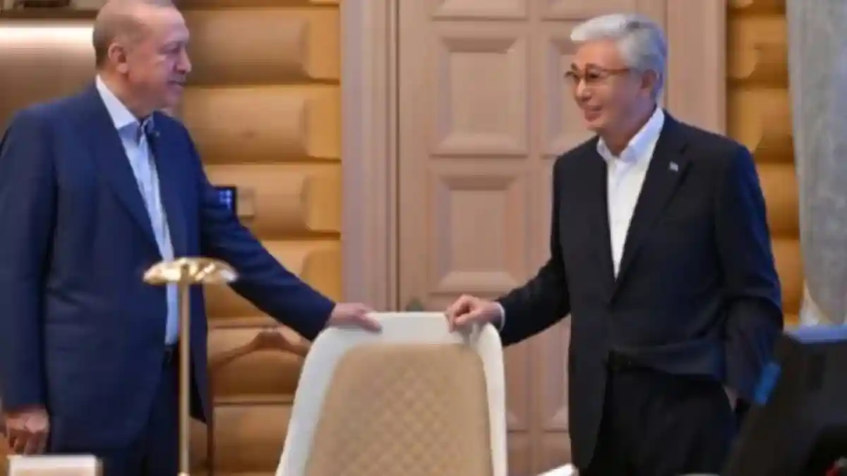 Мемлекет басшысы Түркия президентімен  өткен кездесуден фотосурет жариялады