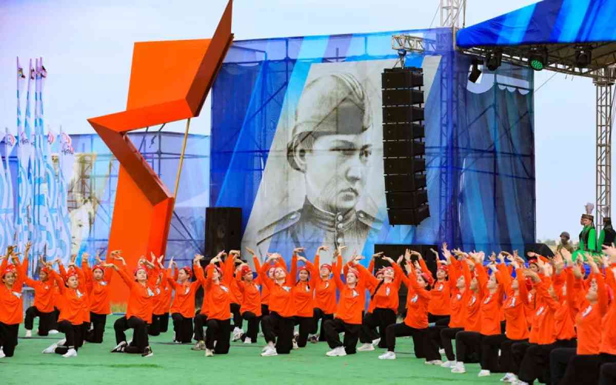 Қазақтың қайсар қызы Әлия Молдағұлованың туғанына 101 жыл
