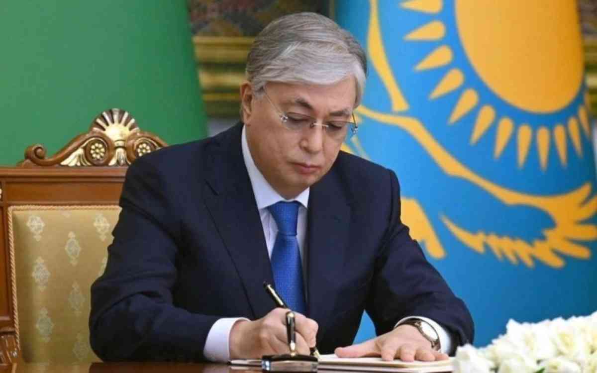 Президент «Қазақстан Халық Кеңесінің кейбір мәселелері туралы» Жарлыққа қол қойды