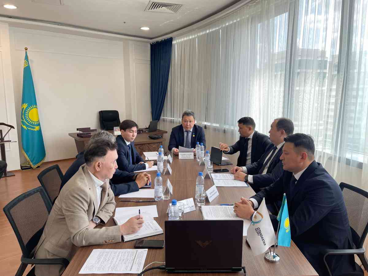 ҚР СІМ жанындағы Қоғамдық кеңесте «Отандастар қорының» қызметі талқыланды