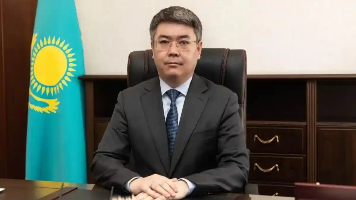 Атырау облысының әкімі қызметінен кетті