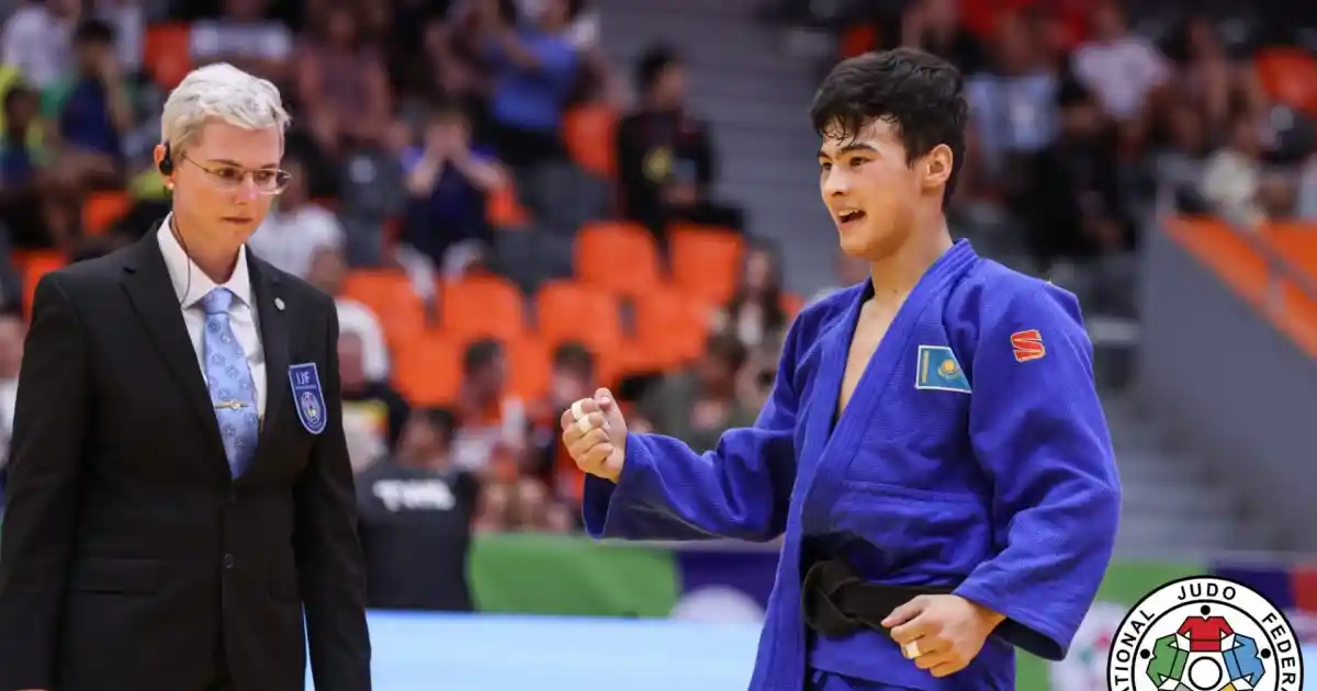 Жастар Азия чемпионатында бес алтын жеңіп алды
