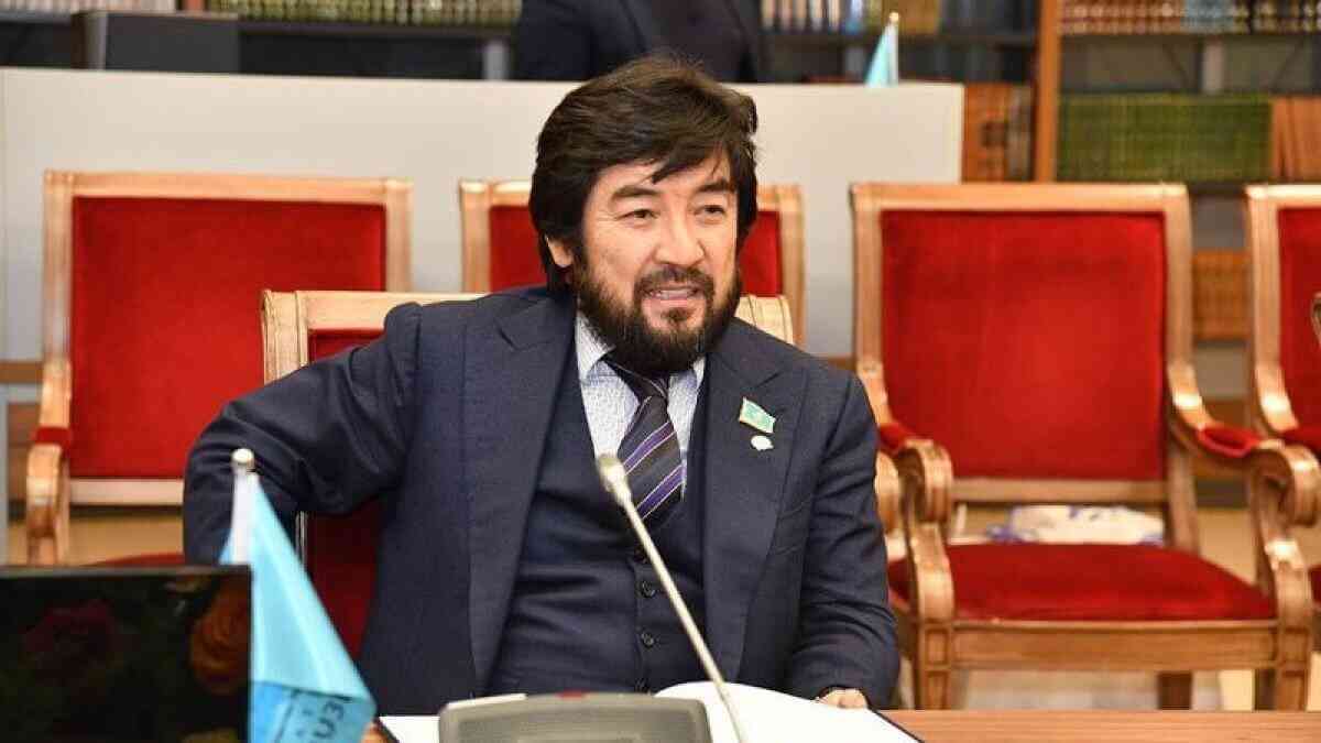 Мемлекет басшысы Бекболат Тілеуханды мерейтойымен құттықтады
