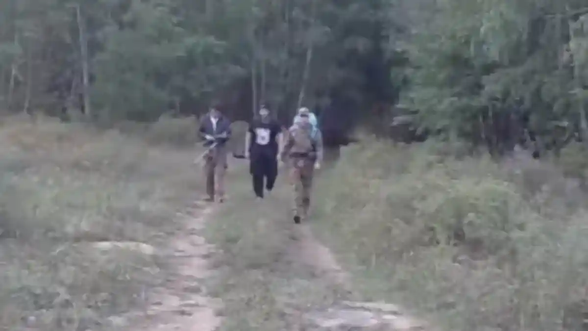 Қарқаралы тауларында адасқан екі жігітті құтқарушылар, полицейлер және табиғи парк қызметкерлері іздеді