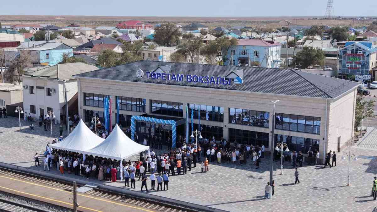 Төретам теміржол вокзалы: тоғыз жолдың торабындағы маңызды нысан қайта жаңғырды