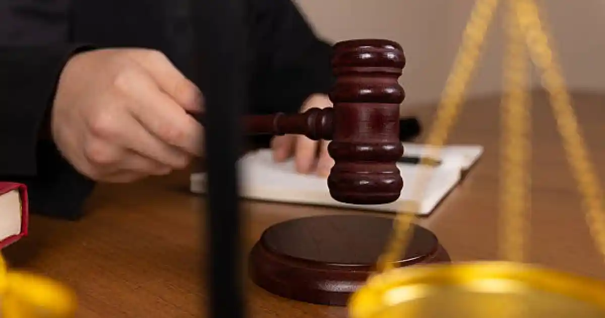 Батыс Қазақстан облысында студент әкесін сотқа берді
